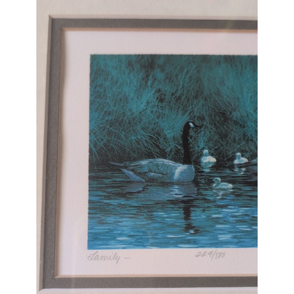 Gerald L. Lubeck FAMILY Pencil Signed Numbered Framed Lithograph 14"×12.6" - Picture 2 of 8